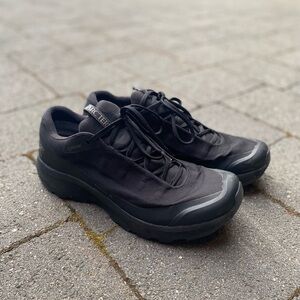 Arc'teryx Men's Black Athletic Shoes , ortholite